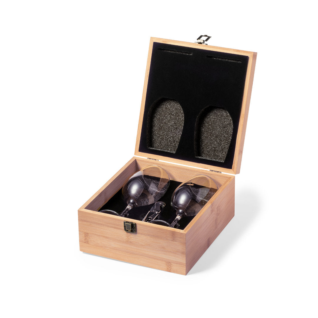 Pareja de copas de vino con caja de bambú